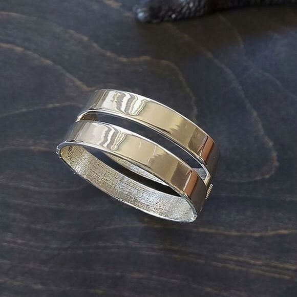 Silver tone wide cutout hinged cuff - Picture 6 of 11